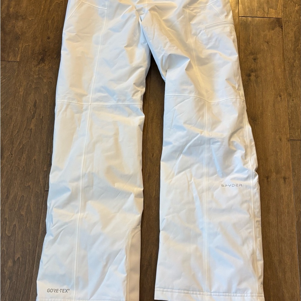 GORE-TEX Women's White ski pants